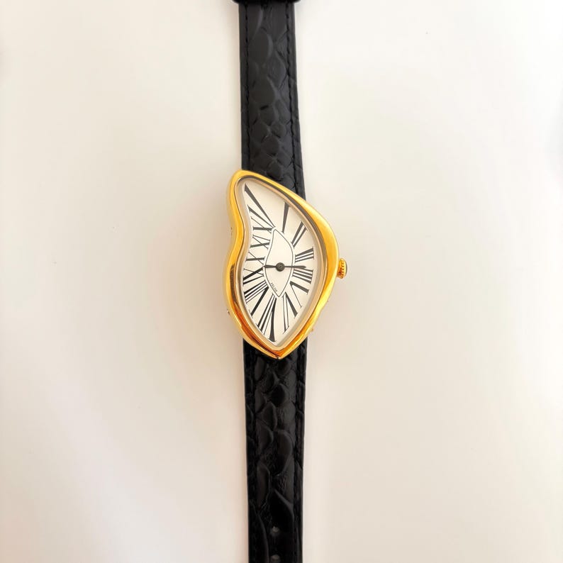 Golden Melting Surrealist Watch – Dali-Inspired Artistic Timepiece with Unique Drip-Effect Design